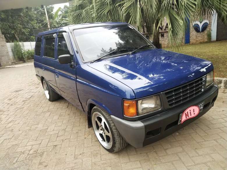Isuzu Panther