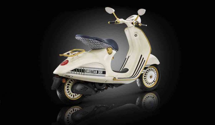 Vespa 946 Christian Dior