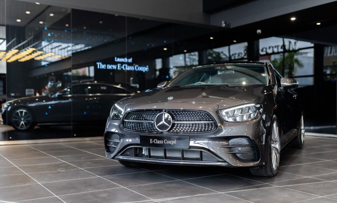 Mercedes-Benz E-Class Coupe 200 AMG Line