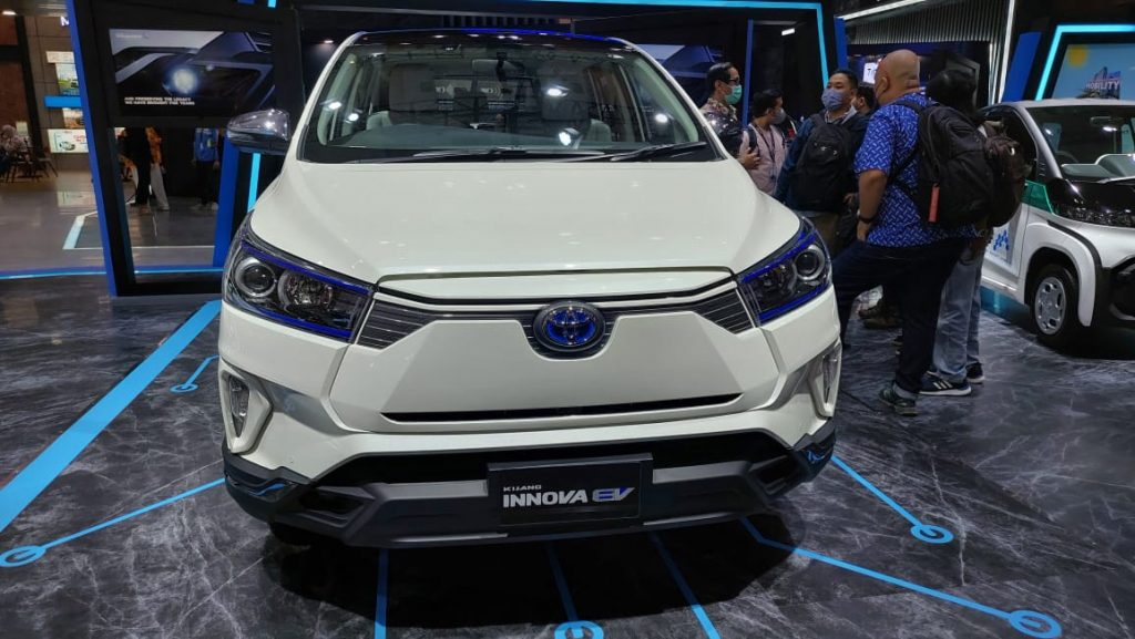Toyota Kijang Innova EV Concept wajahToyota Kijang Innova EV Concept wajah