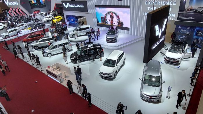 Booth Wuling di IIMS Hybrid 2022