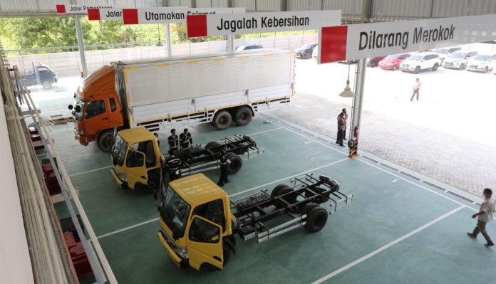 Mitsubishi Fuso hadirkan dealer baru di Pekanbaru, Riau