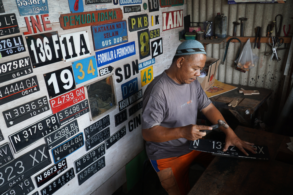 Ilustrasi plat nomor