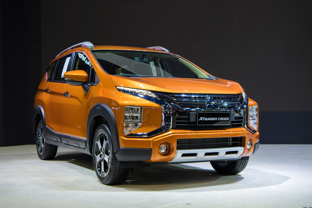 Mobil crossover xpander cross