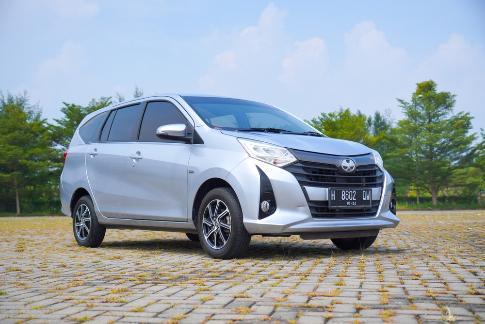 Mobil LCGC Toyota Calya