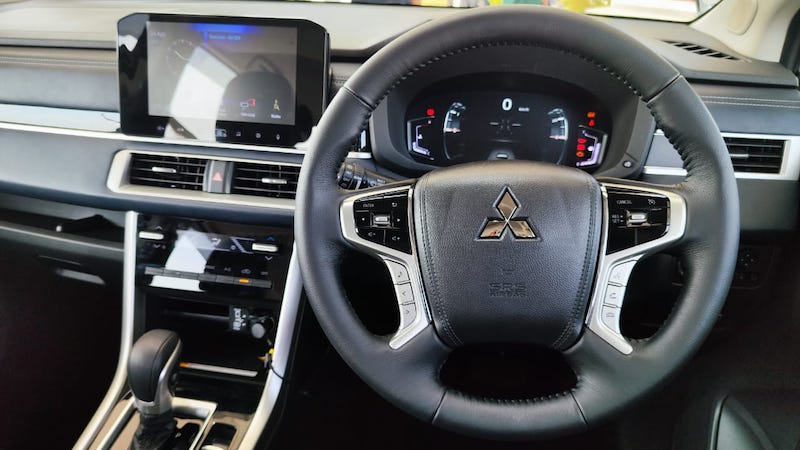 Desain kemudi Mitsubishi Xpander Cross