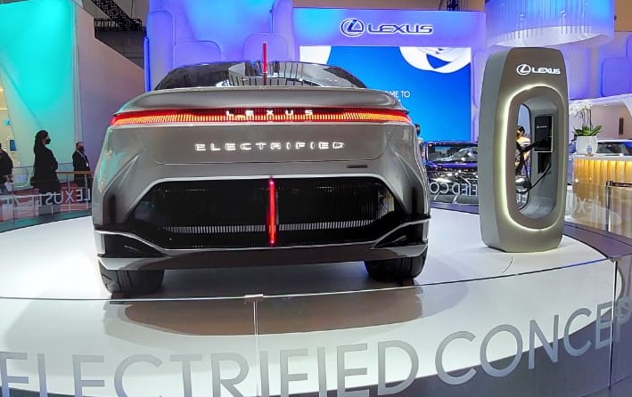 Lexus LF-Z Electrified Concept belakang