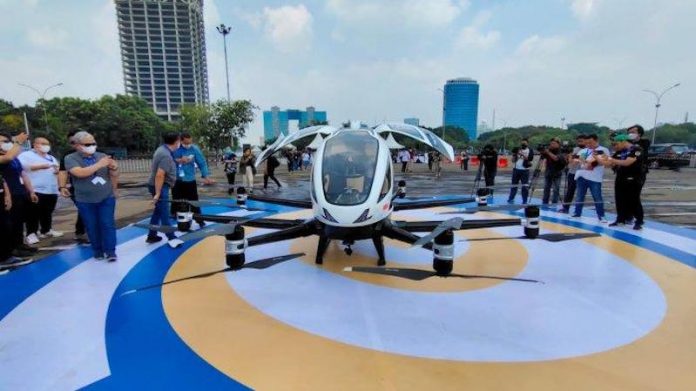 Taksi Terbang EHang 216