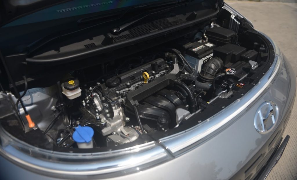 Hyundai Stargazer mesin