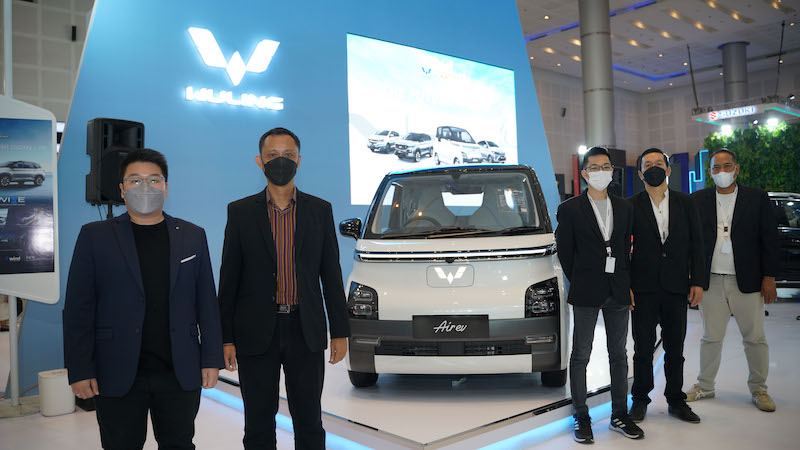 Wuling di GIIAS Surabaya 2022