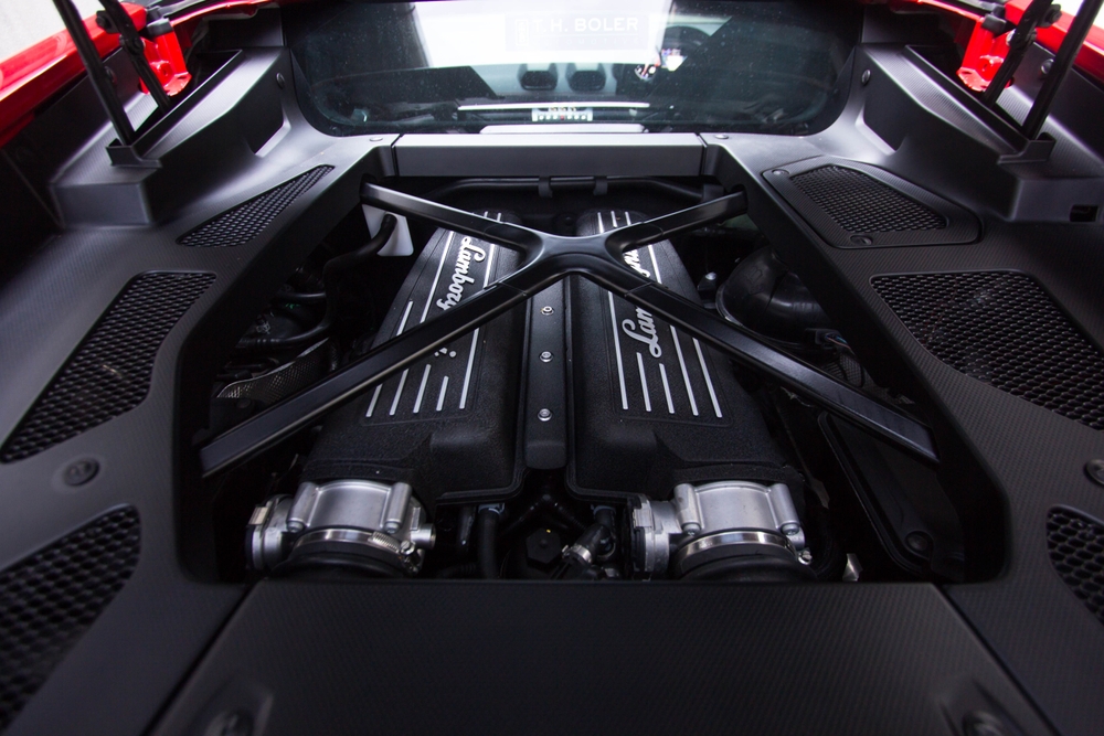 Mesin Lamborghini Huracan