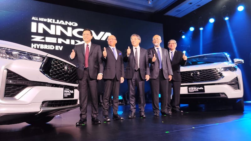Kijang Innova Zenix