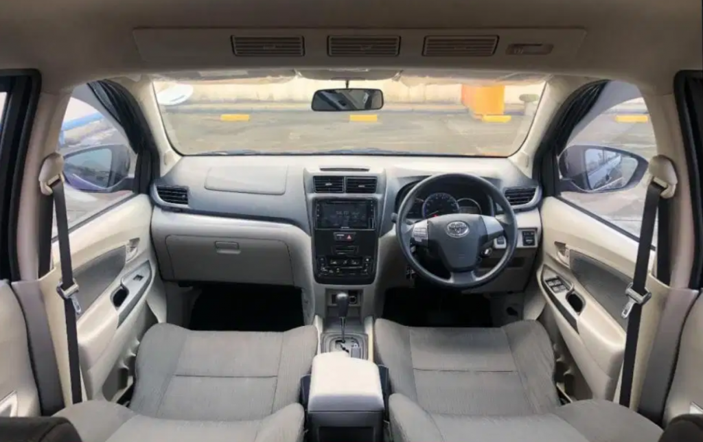 Interior Toyota Avanza