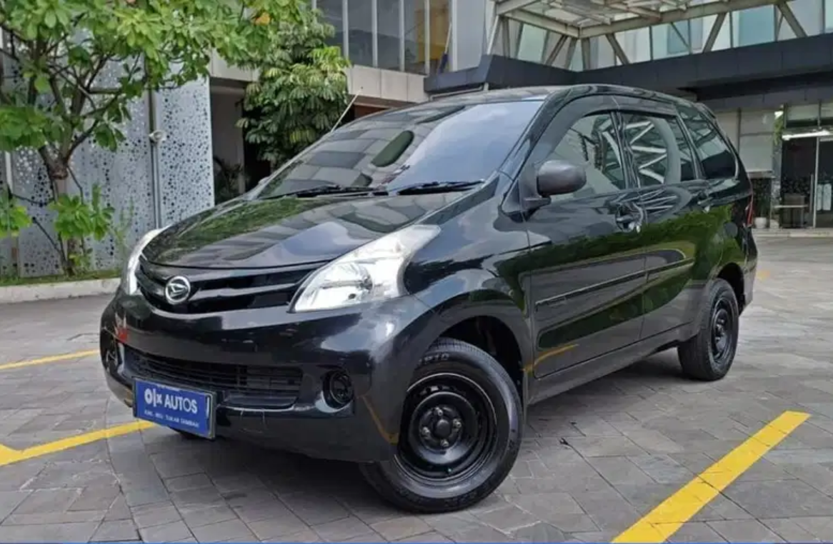 Daihatsu Xenia mobil bekas dibawah 80 juta