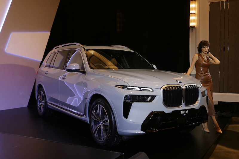 New BMW X7