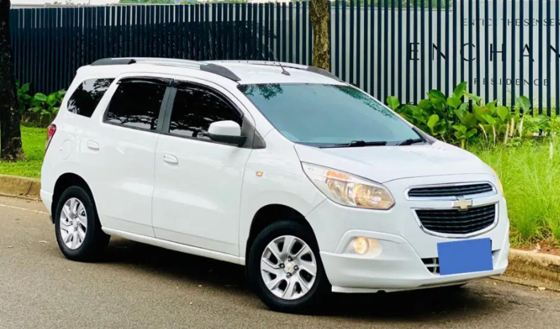 Mobil Chevrolet Spin