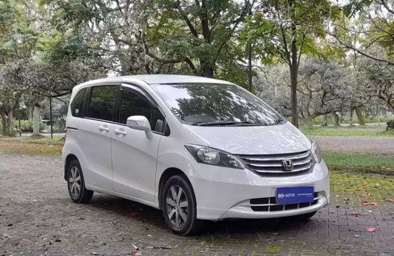 Eksterior mobil Honda Freed