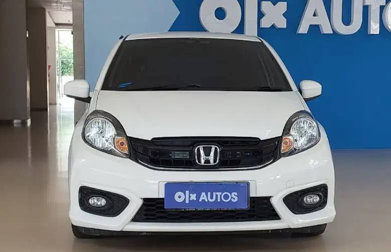 Mobil Honda Brio E Satya