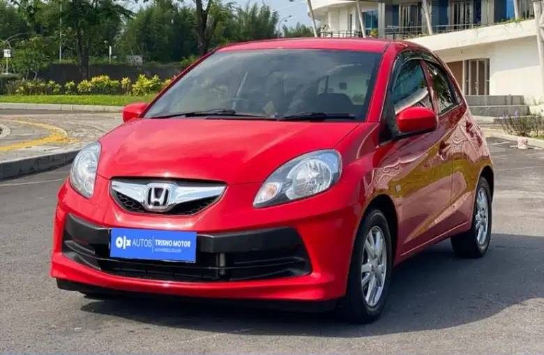 Mobil Honda Brio S