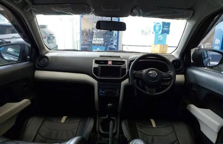 Interior bagian dalam Daihatsu Terios
