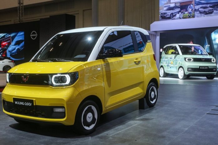Mobil listrik wuling