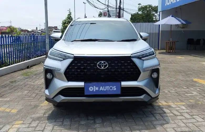 Mobil Toyota Avanza Tipe Veloz