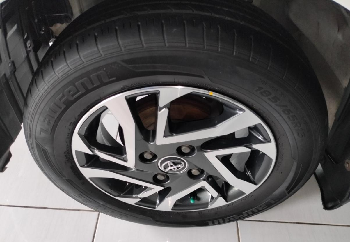 Perawatan ban mobil untuk balancing & spooring