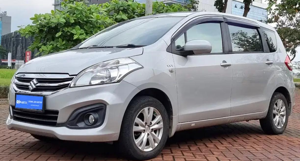 Mobil Suzuki ertiga