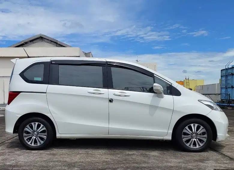 Fitur Honda Freed