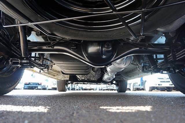 Fungsi oli gardan mobil