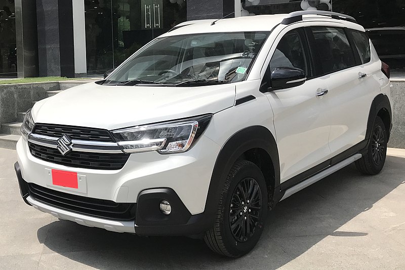 Suzuki XL7 Hybrid
