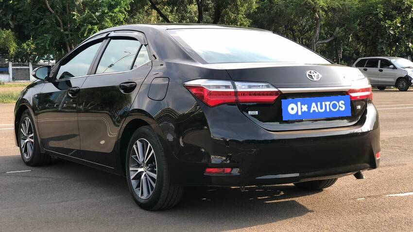 New Corolla Altis Hybrid
