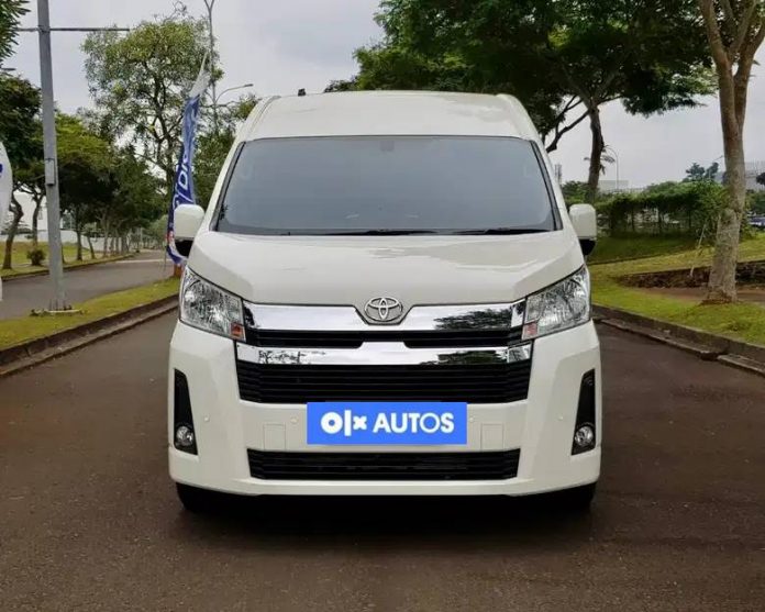 Toyota Hiace Commuter