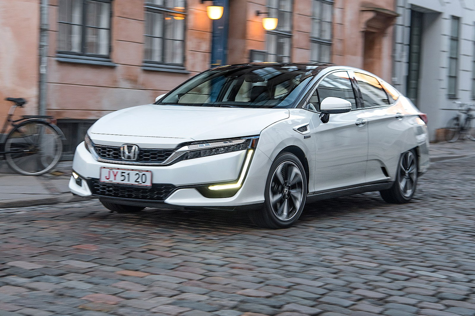 Honda Clarity Fuel Cell