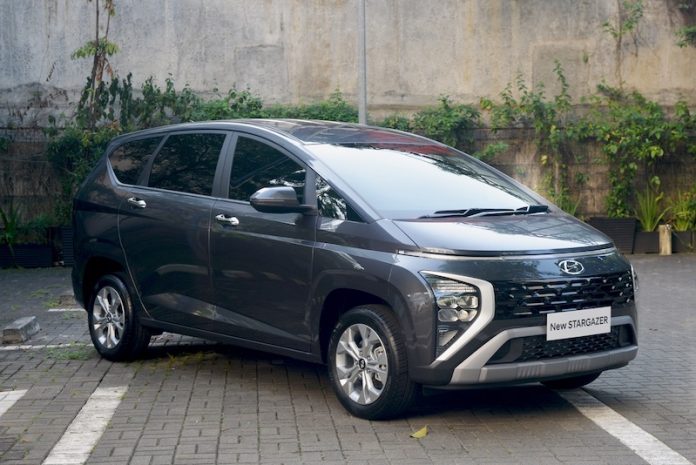 Hyundai STARGAZER Essential