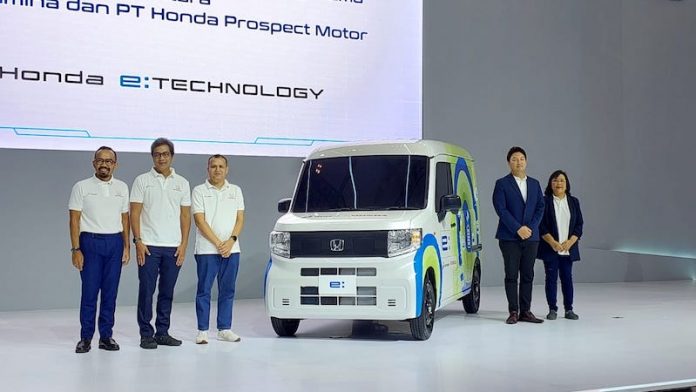 Honda N-VAN EV Prototype