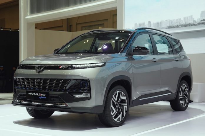 Wuling New Almaz RS