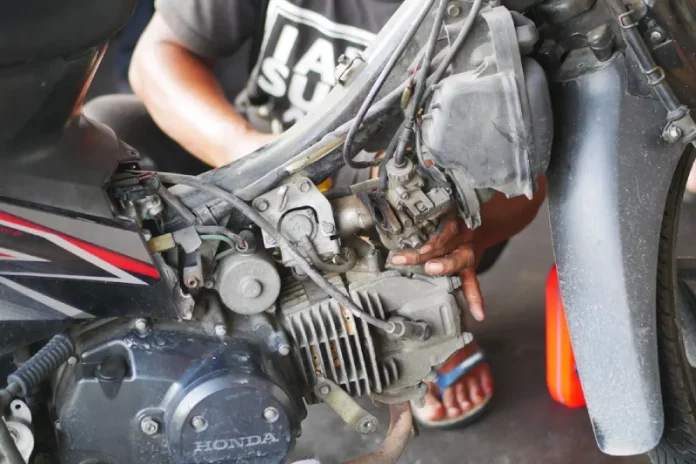 Karburator motor