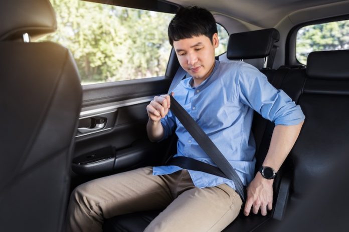 Sabuk pengaman (seat belt)