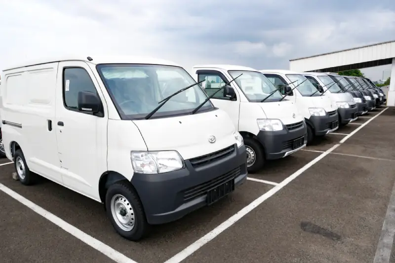 daihatsu gran max (1)