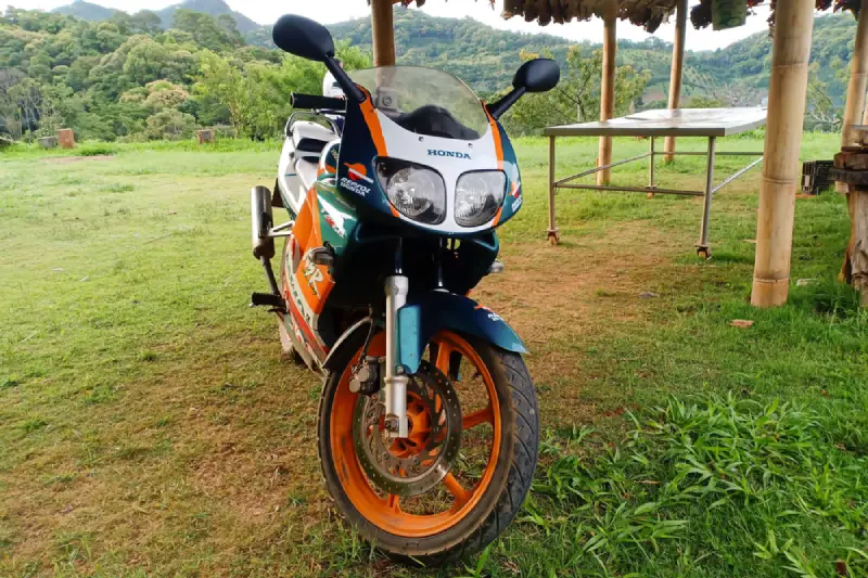 Honda NSR (1)