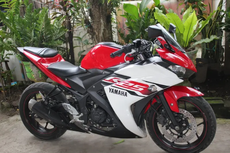 Calority R250 Battle Motor 250 Cc: Yamaha R25 Vs Honda CBR 250RR - OLX News