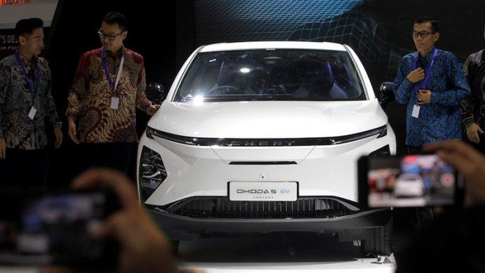 Mobil Listrik OMODA E5