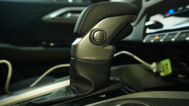 Transmisi DS Mitsubishi XFORCE