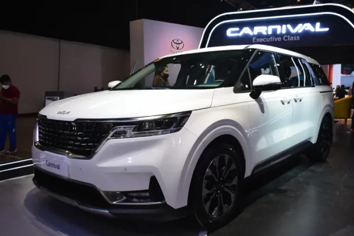 Duel MPV Bongsor Kia Carnival Vs Hyundai Staria, Mana Paling Unggul? kia