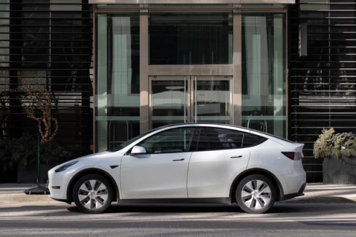 mobil tesla