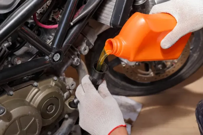 oli motor palsu