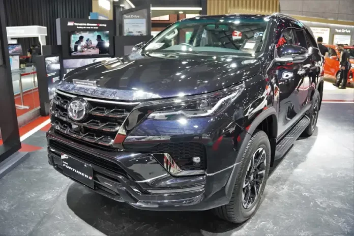 fortuner gr sport