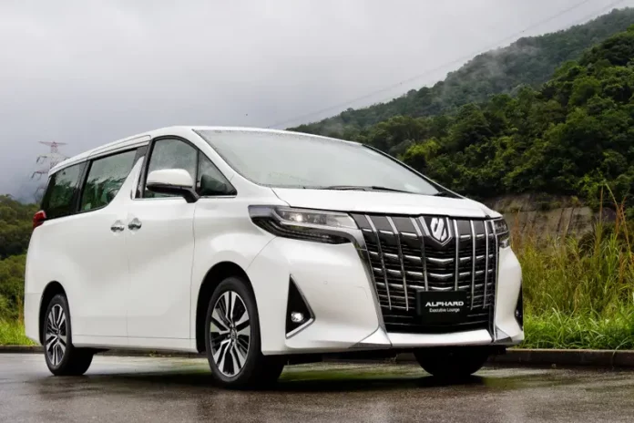 toyota alphard (2)
