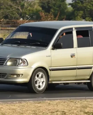 Mobil Kijang kapsul (1)